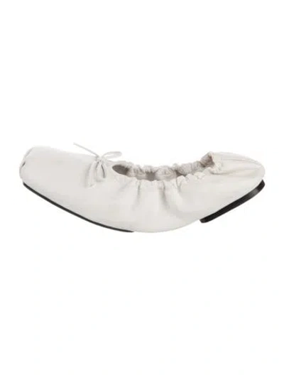 Pre-owned Khaite Leather Bow Accents Ballet Flats In White