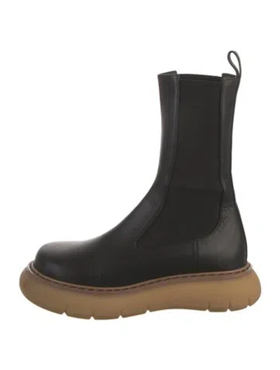 Pre-owned Khaite Leather Chelsea Boots In Black