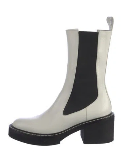 Pre-owned Khaite Leather Chelsea Boots In Black/white