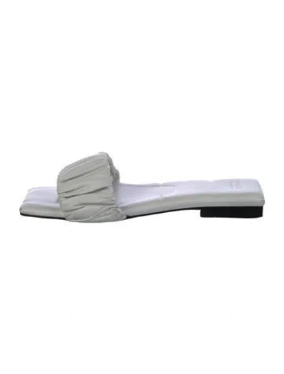 Pre-owned Khaite Leather Flats In White