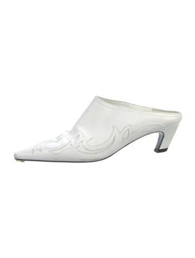 Pre-owned Khaite Leather Patterned Mules In White