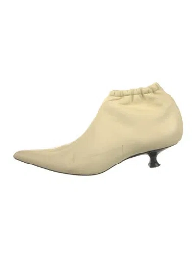 Pre-owned Khaite Leather Pumps In Neutral