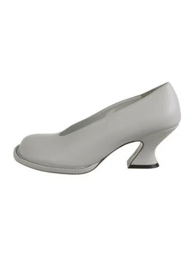 Pre-owned Khaite Leather Pumps In White