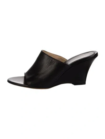 Pre-owned Khaite Leather Slides In Black