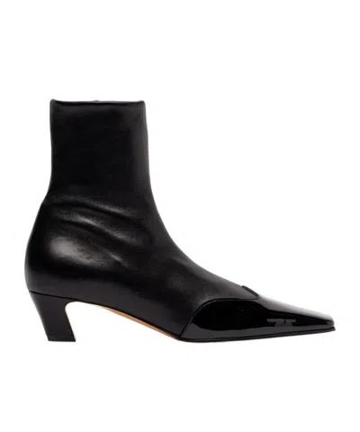 Khaite Nevada 85 Leather Ankle Boots In Black