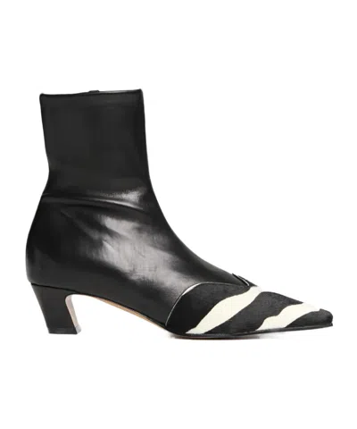 Khaite Nevada Point-toe Boots In Black