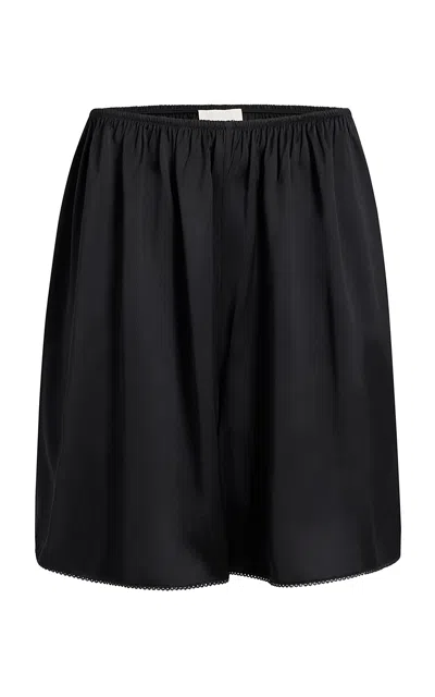 Khaite Nilmette Knee-length Shorts In Black
