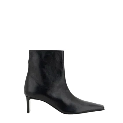 Khaite On-trend Ankle Boot 55 In Black