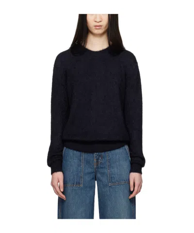 Khaite Round-neck And Long-sleeved Sweater In Black