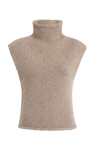 Khaite Sly Turtleneck Cashmere Top In Neutral