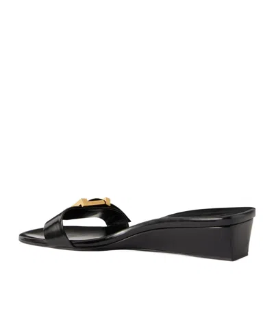 Khaite Smooth Leather Sandals In Black