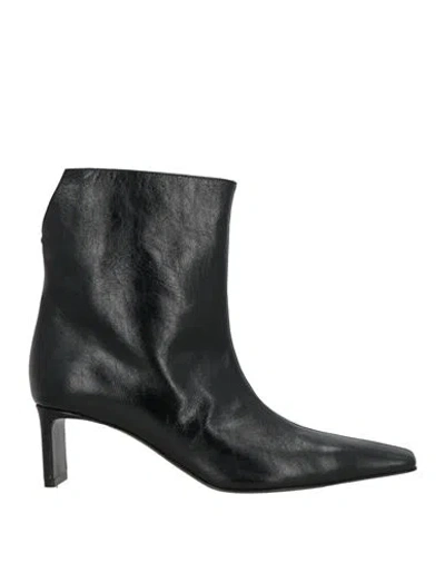 Khaite Woman Ankle Boots Black Size 6 Leather