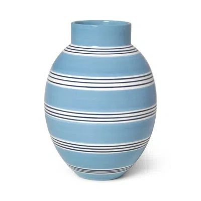 Kähler Omaggio Nuovo Ceramic Table Vase In Light Blue,white,black