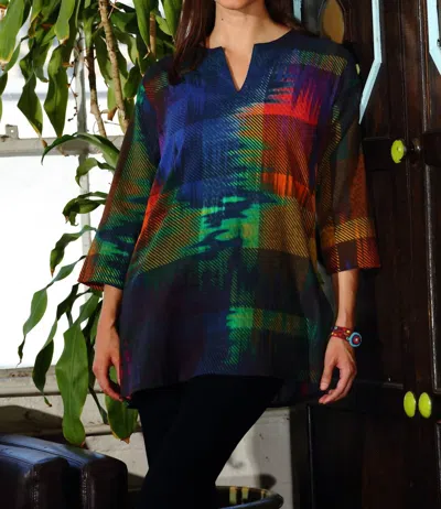 Kikisol Artisan Plaid Tunic In Navy In Multi