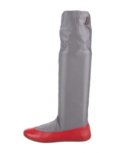 Pre-owned Kiko Kostadinov Leather Colorblock Pattern Mules In Red