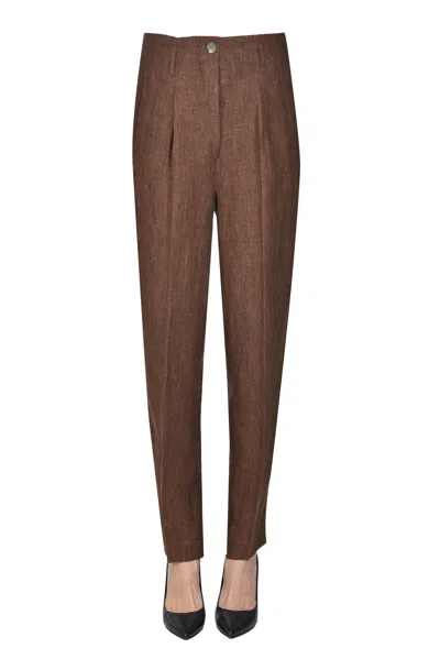 Kiltie Linen Trousers With Darts In Brown