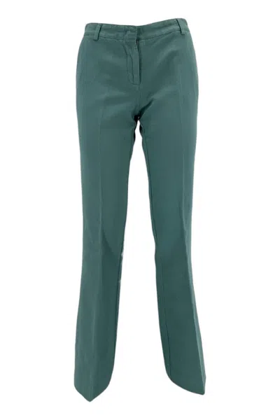 Kiltie Trousers Water