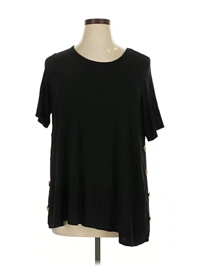 Pre-owned Kim & Cami Short Sleeve T-shirt In Black