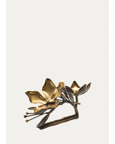 Kim Seybert Magnolia Textured Napkin Holder In Gold