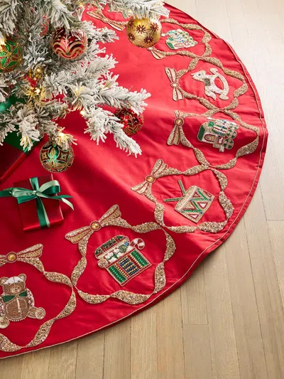 Kim Seybert Santa's Toy Chest Tree Skirt In Red