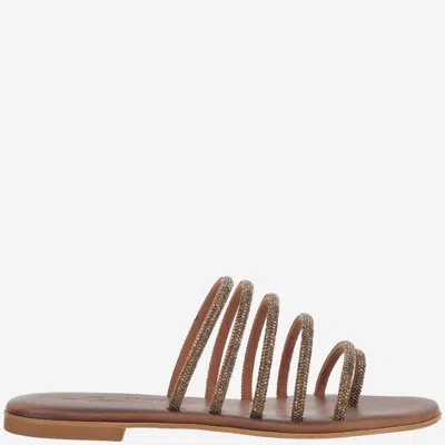 Kima In Brown