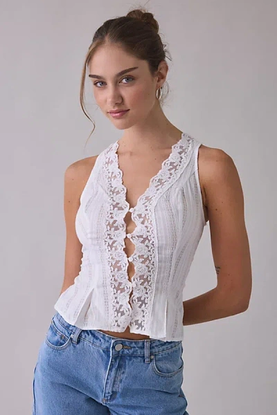Kimchi Blue Aurelia Lace Trim Sleeveless Blouse In Powder White, Women's At Urban Outfitters