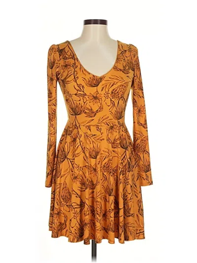 Pre-owned Kimchi Blue Casual Dress In Orange