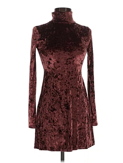 Pre-owned Kimchi Blue Cocktail Dress In Burgundy