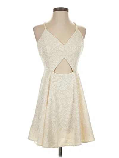Pre-owned Kimchi Blue Cocktail Dress In Ivory