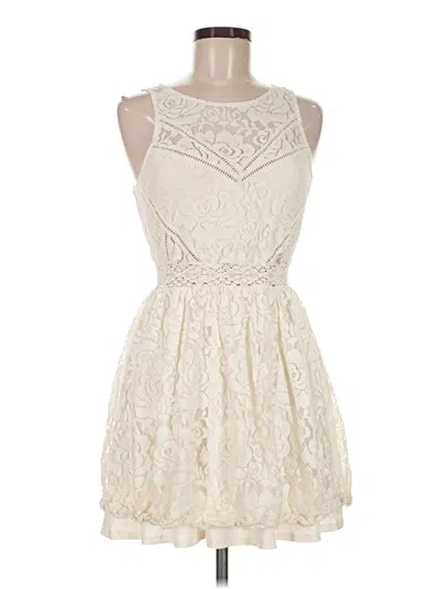 Pre-owned Kimchi Blue Cocktail Dress In Ivory