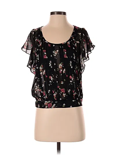 Pre-owned Kimchi Blue Short Sleeve Blouse In Black