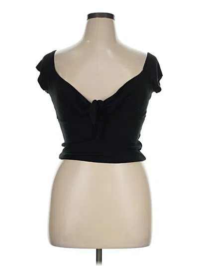 Pre-owned Kimchi Blue Short Sleeve T-shirt In Black