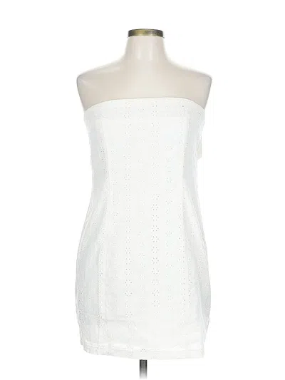 Pre-owned Kimchi Blue Sleeveless Top White Strapless Neckline Tops