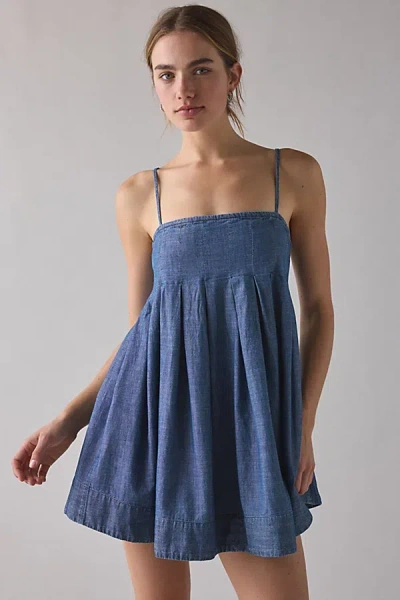Kimchi Blue Smooth Sailing Pleated Flounce Mini Dress In Chambray, Women's At Urban Outfitters In Blue