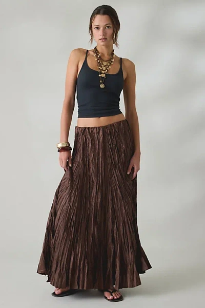 Kimchi Blue Whirlpool Crinkle Low-rise Maxi Skirt In Brown, Women's At Urban Outfitters In Black