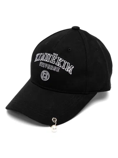 Kimhēkim Pearl Pierced Cap In Black