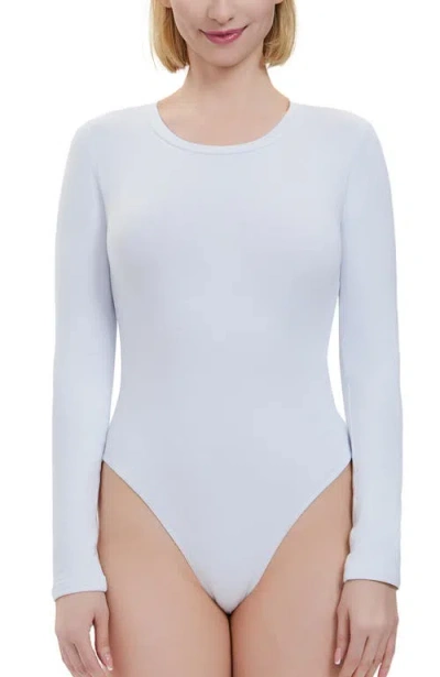 Kimi & Kai Round Neck Long Sleeve Bodysuit In White