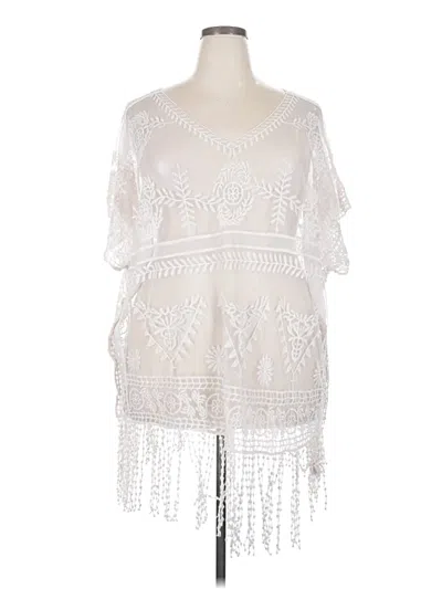 Pre-owned Kindred Kimono In Silver