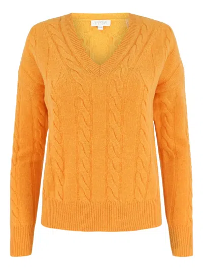 Kinross Cashmere Cable-knit V-neck Sweater