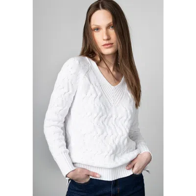 Kinross Cashmere Cable Vee Neck Sweater In White