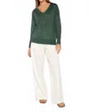 Kinross Easy Vee In Laurel In Green