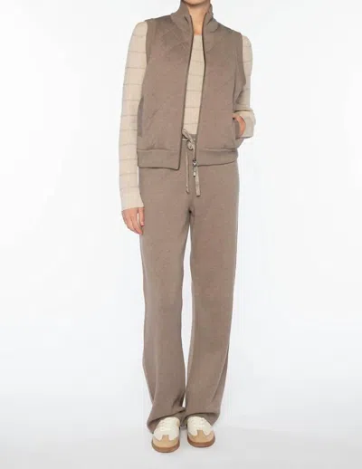 Kinross Quilted Zip Vest In Coco In Brown