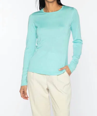 Kinross Women's Long Sleeve Top In Oasis In Blue