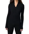 Kinross Worsted Gathered V Neck Sweater In Black In Black