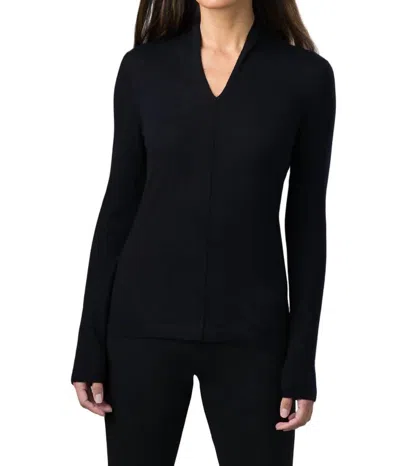 Kinross Worsted Gathered V Neck Sweater In Black