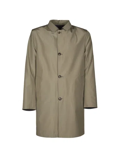 Kired Button Coat In Green