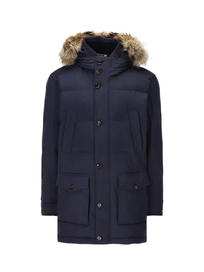 Kired Coats In Anie