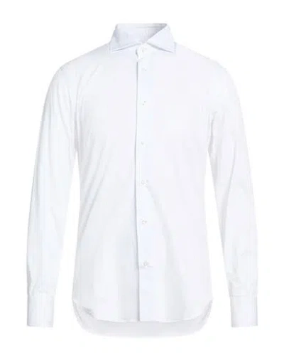 Kired Man Shirt White Size 17 ½ Cotton