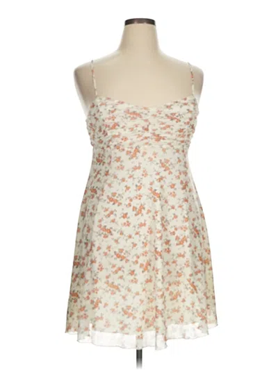 Pre-owned Kirious Cocktail Dress In Ivory