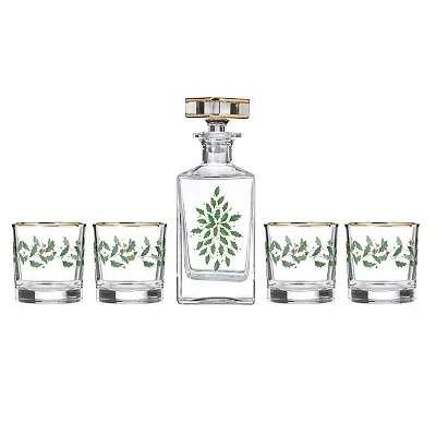 Kirkland's Decanter & Whiskey Glass Set